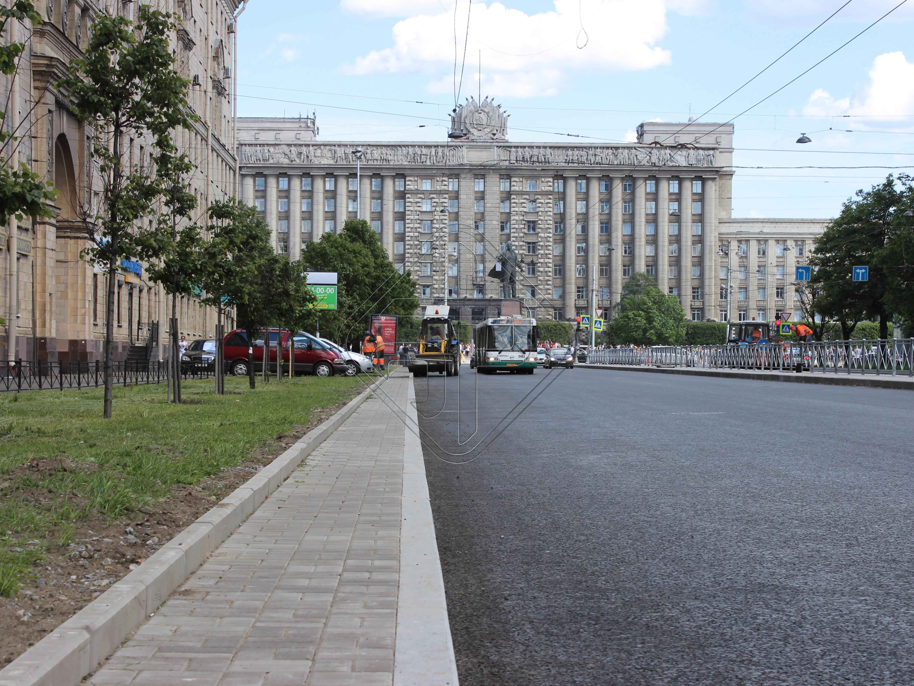 Ленинский проспект, Санкт-Петербург | поставка гранитной продукции